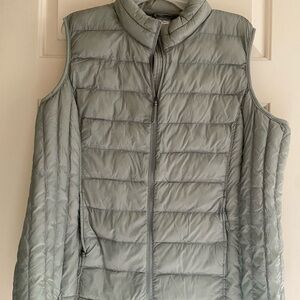 32 Degrees Women's Light green Quilted Vest